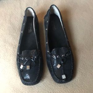 Michael Kors Leather Flats 🥿